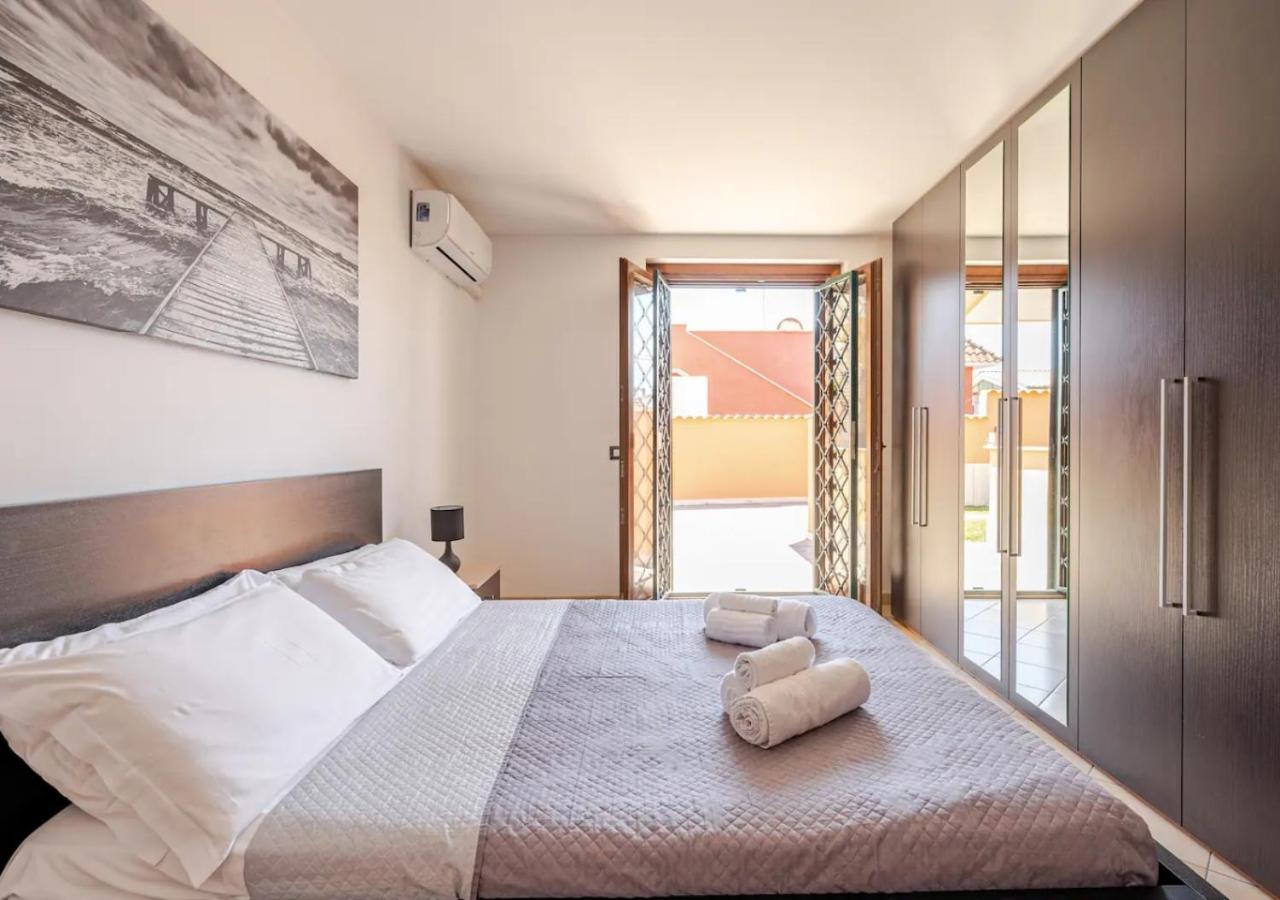 Garden Villa - Free Parking, Wi-Fi E Netflix フィウミチーノ エクステリア 写真