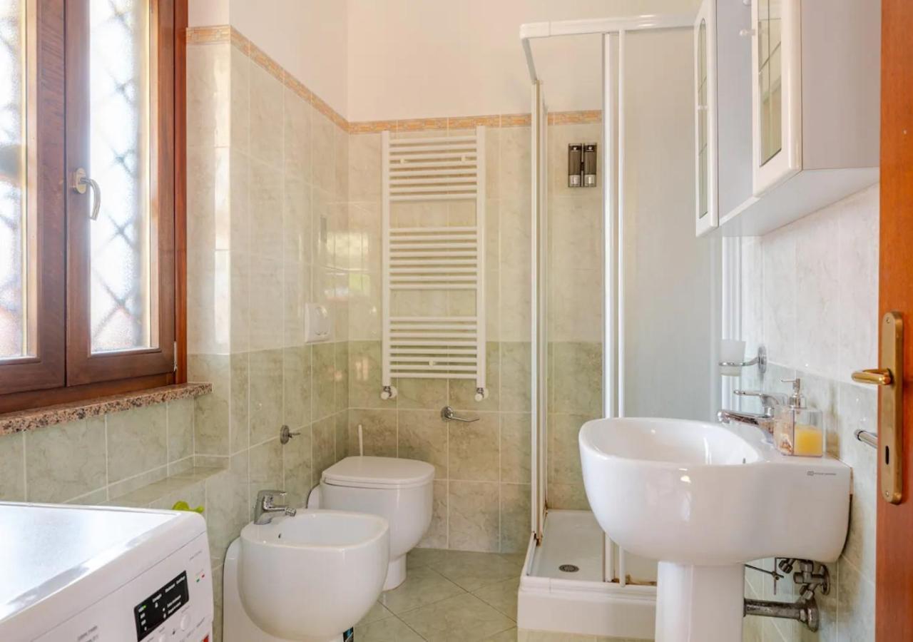 Garden Villa - Free Parking, Wi-Fi E Netflix フィウミチーノ エクステリア 写真